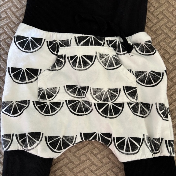 3-6 month baby bundle with Petit Lem and Carters (7 items) - Picture 8 of 13